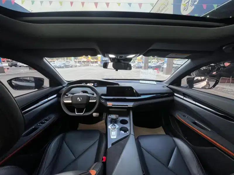 Changan UNI-V 2023 1.5T Sport Edition — миниатюра 16