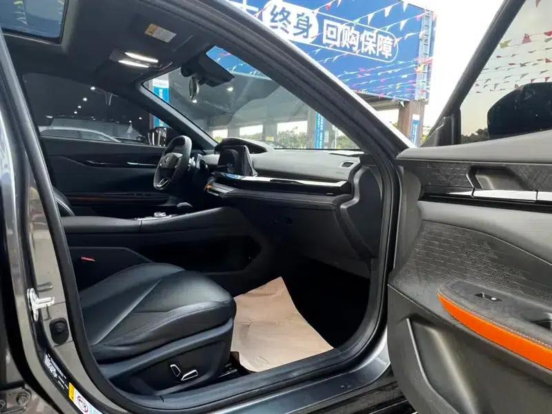 Changan UNI-V 2023 1.5T Sport Edition — миниатюра 22