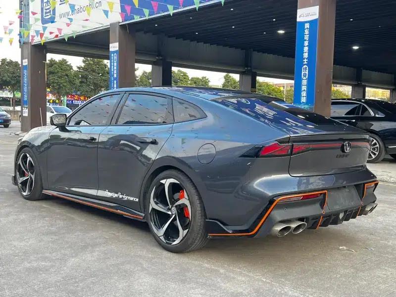 Changan UNI-V 2023 1.5T Sport Edition — миниатюра 4