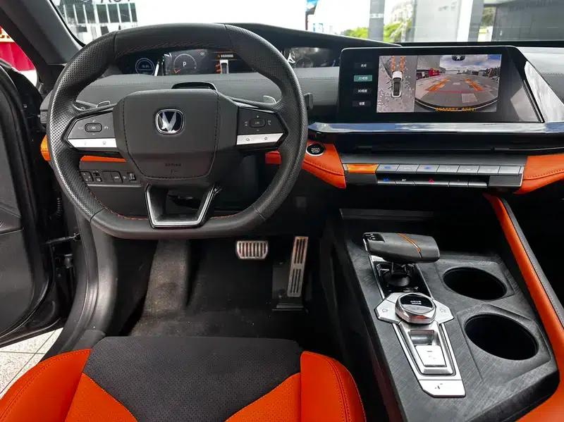Changan UNI-V 2023 1.5T Sport Edition — миниатюра 11