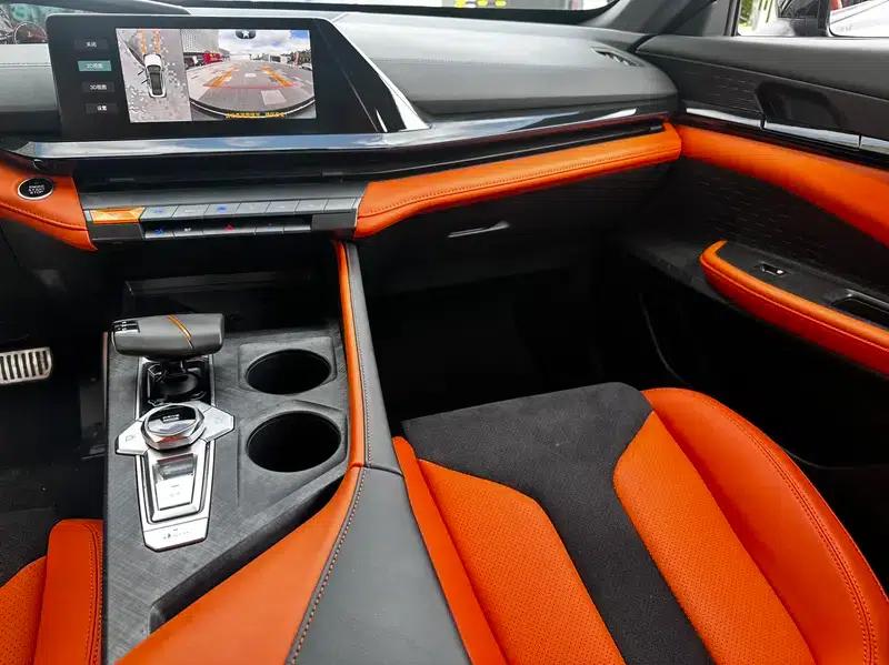 Changan UNI-V 2023 1.5T Sport Edition — миниатюра 12