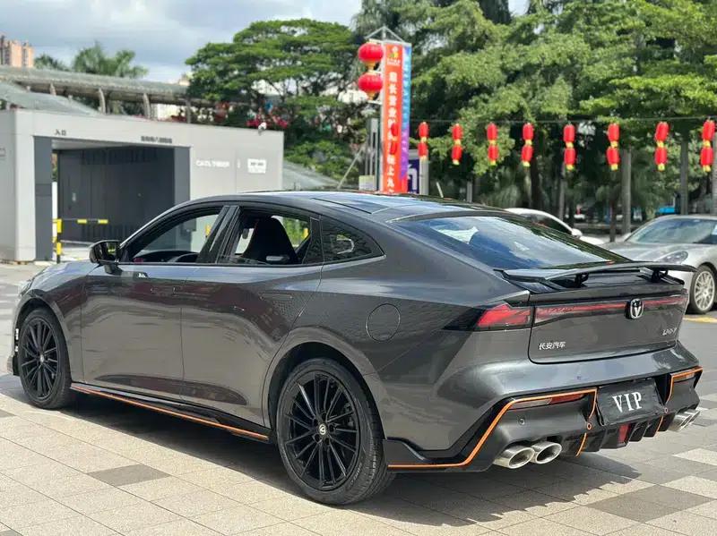Changan UNI-V 2023 1.5T Sport Edition — миниатюра 4