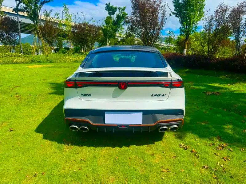 Changan UNI-V 2025 Model, Third Generation, 2.0T Sport Edition — миниатюра 6