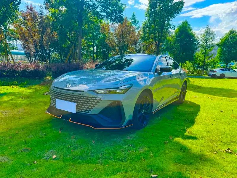 Changan UNI-V 2022 2.0T Leading Speed Edition — миниатюра 1