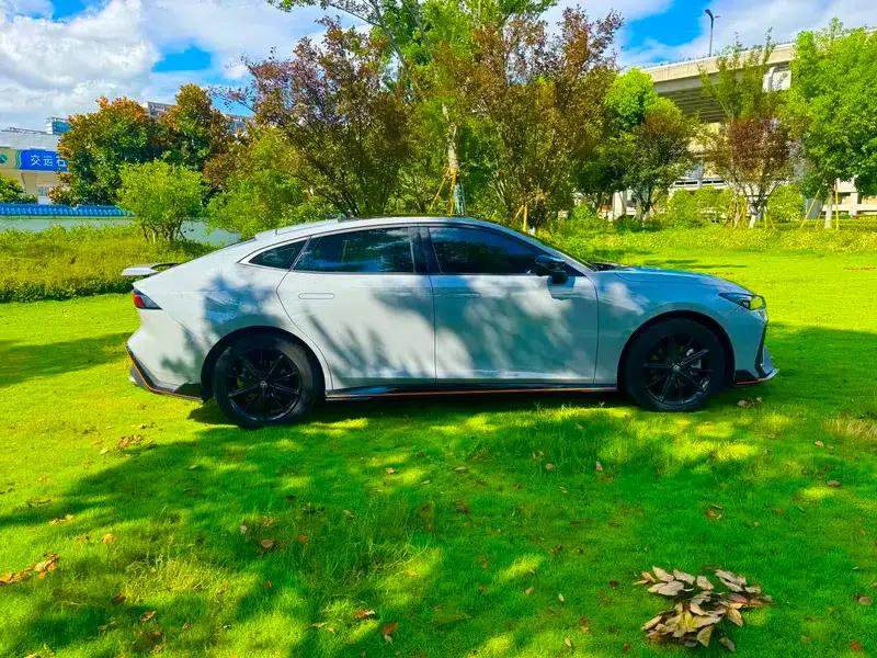 Changan UNI-V 2022 2.0T Leading Speed Edition — миниатюра 8