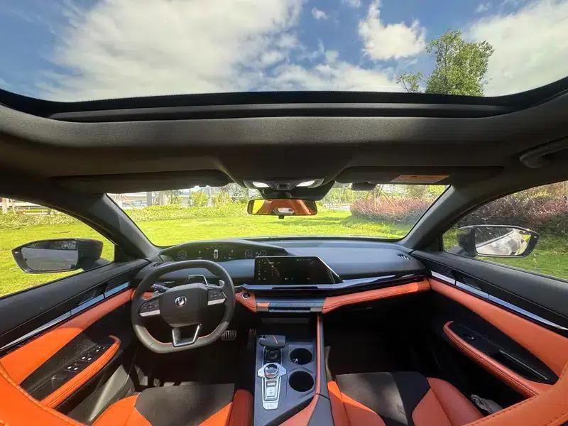 Changan UNI-V 2022 2.0T Leading Speed Edition — миниатюра 9