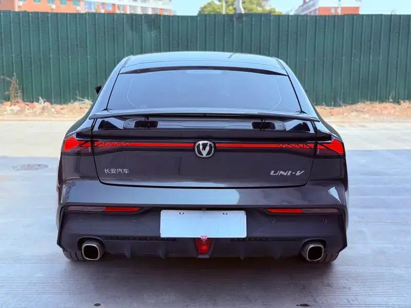 Changan UNI-V 2023 1.5T Premium Edition — миниатюра 6