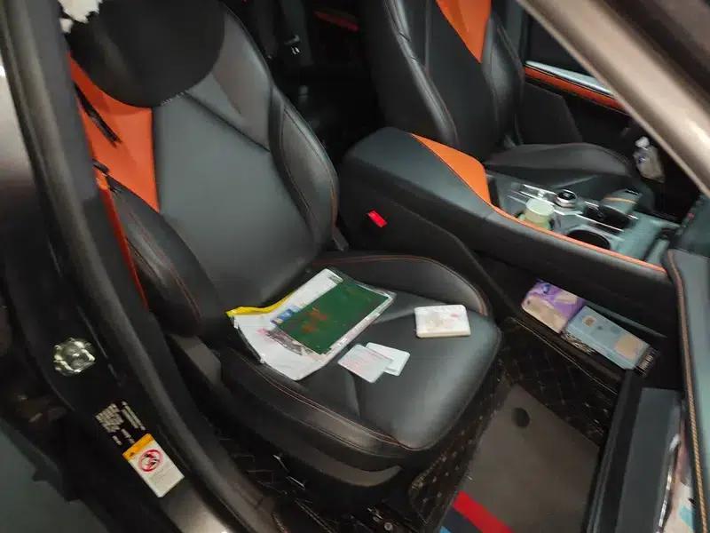 Changan UNI-V 2022 1.5T Premium Edition — миниатюра 8