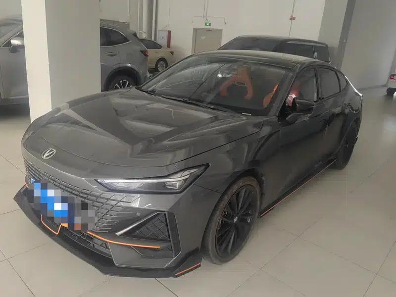 Changan UNI-V 2023 1.5T Sport Edition — миниатюра 1