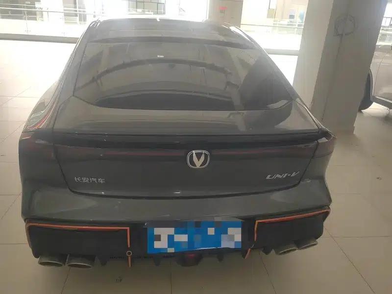 Changan UNI-V 2023 1.5T Sport Edition — миниатюра 5