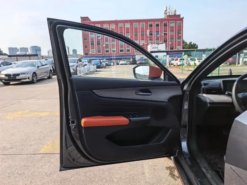 Changan UNI-V 2025 Model, Third Generation, 2.0T Sport Edition — миниатюра 17