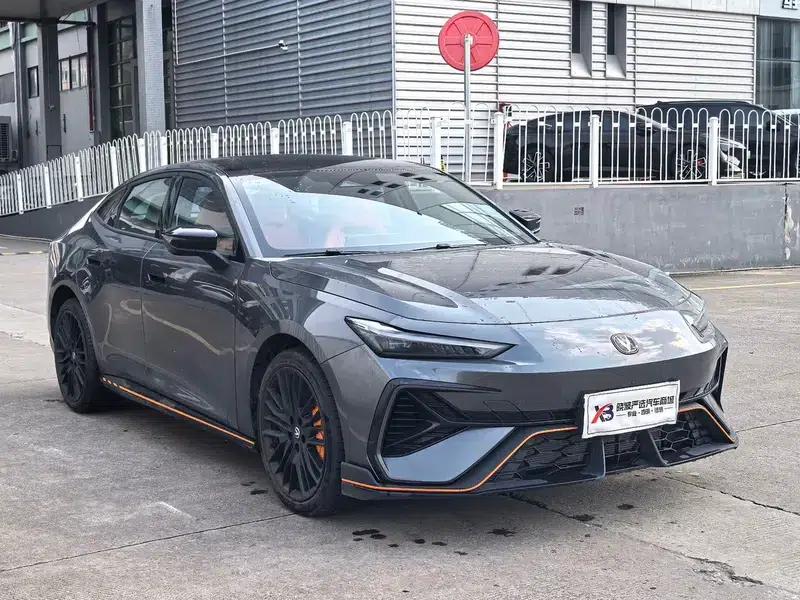 Changan UNI-V 2025 Model, Third Generation, 2.0T Sport Edition — миниатюра 3