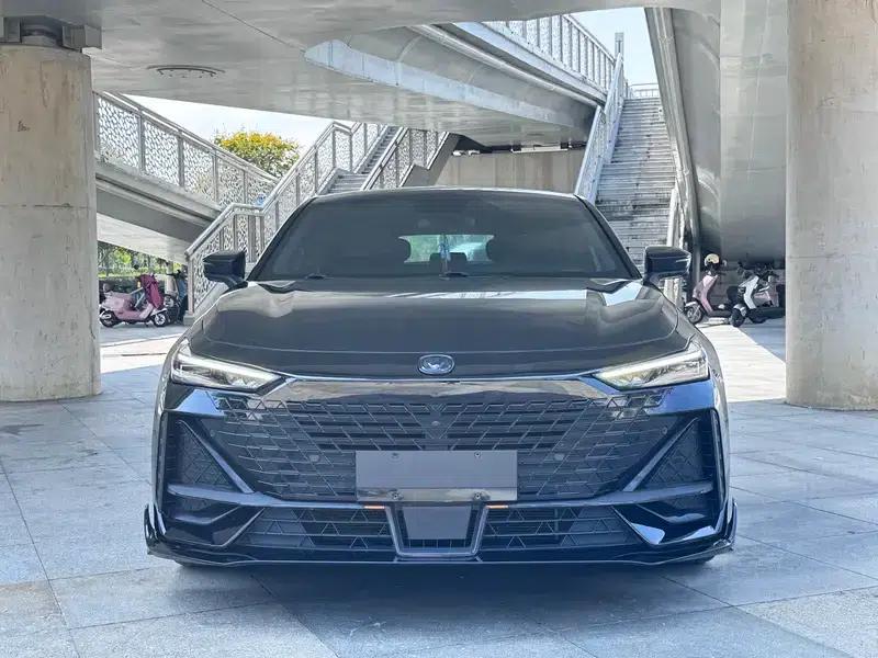 Changan UNI-V 2022 1.5T Sport Edition — миниатюра 2