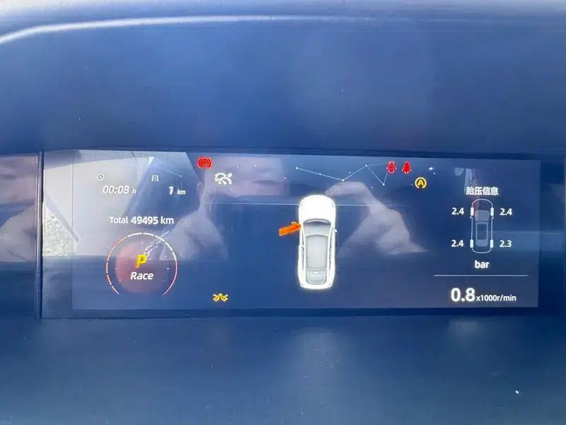 Changan UNI-V 2022 1.5T Sport Edition — миниатюра 11
