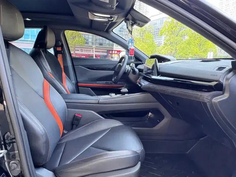 Changan UNI-V 2022 1.5T Sport Edition — миниатюра 12