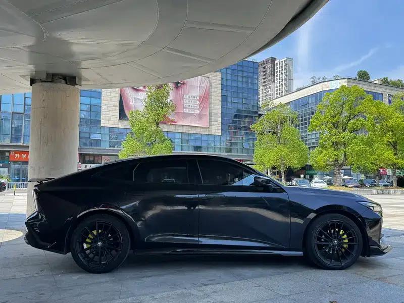 Changan UNI-V 2022 1.5T Sport Edition — миниатюра 7