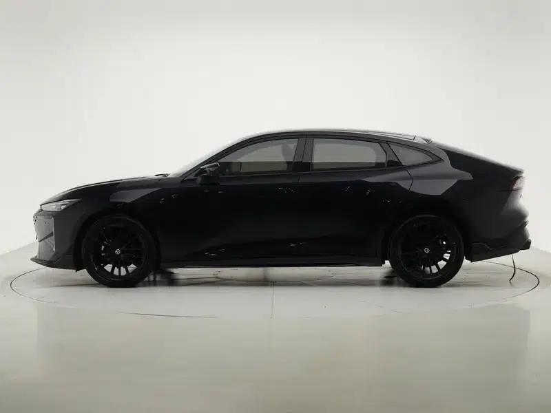 Changan UNI-V 2025 1.5T 500Bar Black Warrior Edition — миниатюра 4