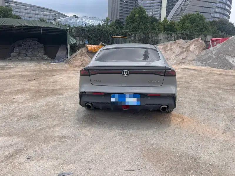 Changan UNI-V 2023 1.5T Premium Edition — миниатюра 5