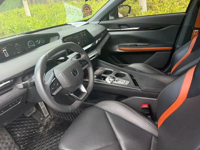 Changan UNI-V 2023 1.5T Premium Edition — миниатюра 11