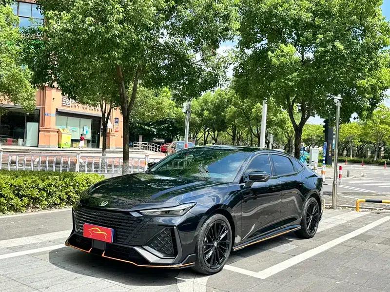 Changan UNI-V 2023 2.0T Leading Speed Edition — миниатюра 1