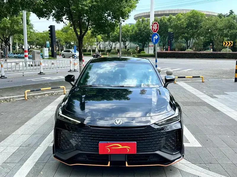 Changan UNI-V 2023 2.0T Leading Speed Edition — миниатюра 2