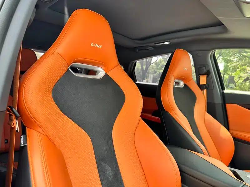 Changan UNI-V 2023 2.0T Leading Speed Edition — миниатюра 13