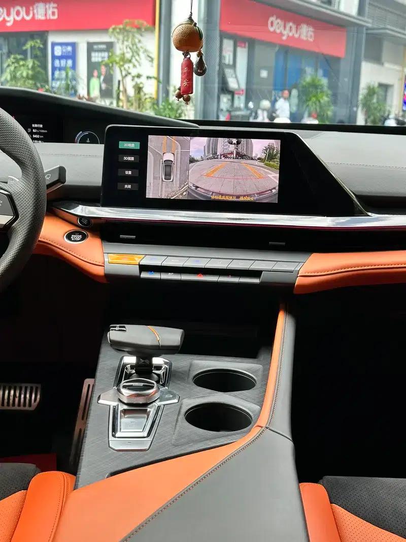 Changan UNI-V 2023 2.0T Leading Speed Edition — миниатюра 7