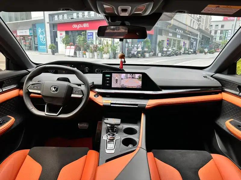 Changan UNI-V 2023 2.0T Leading Speed Edition — миниатюра 9