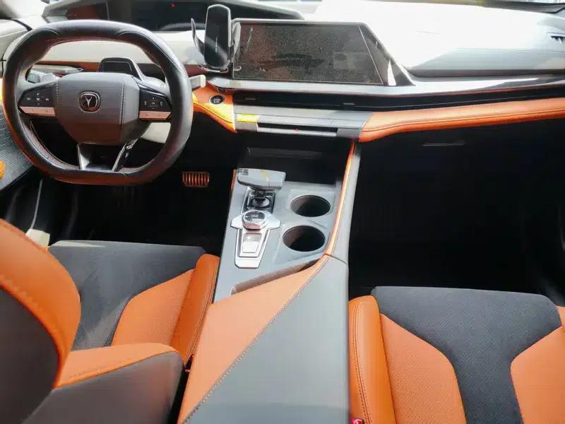 Changan UNI-V 2023 1.5T Sport Edition — миниатюра 10