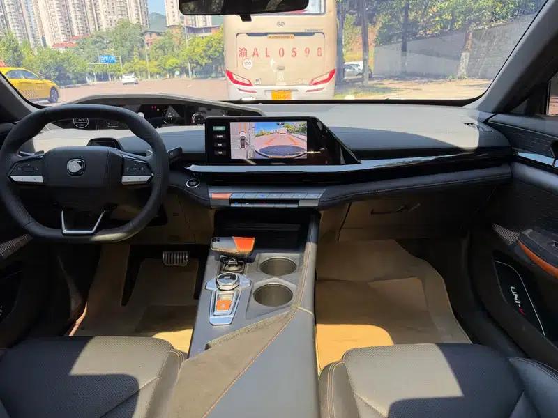 Changan UNI-V 2022 1.5T Sport Edition — миниатюра 7