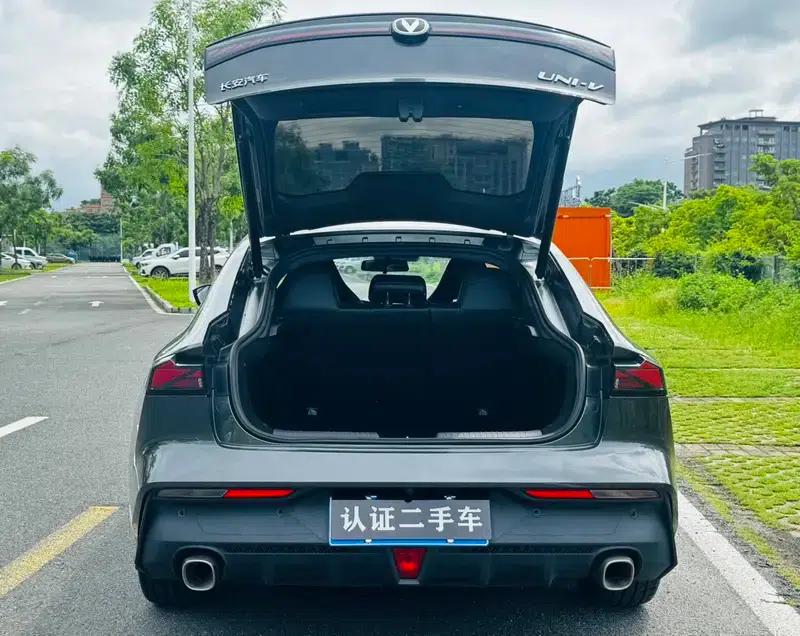 Changan UNI-V 2023 1.5T Premium Edition — миниатюра 9