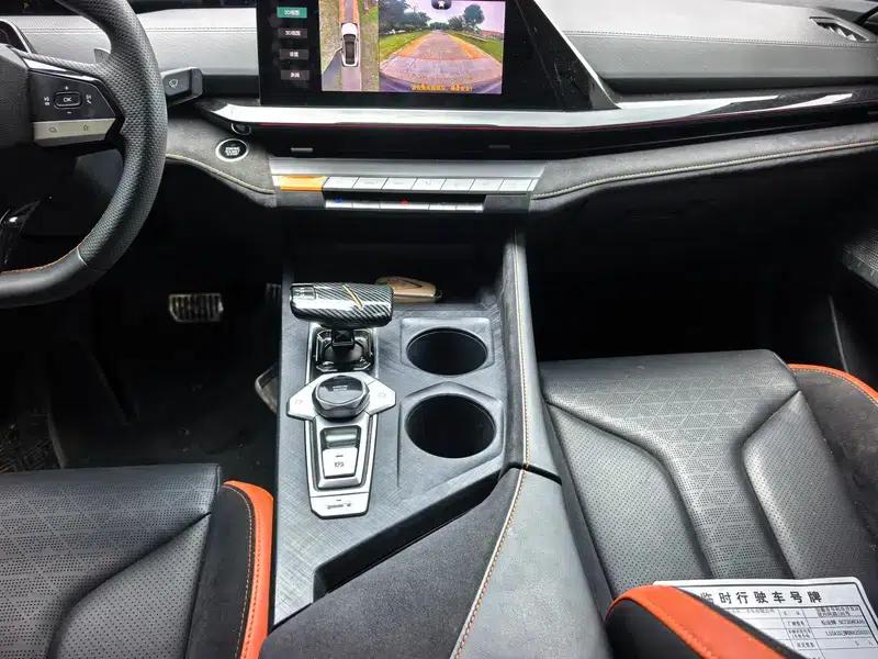 Changan UNI-V 2022 2.0T Leading Speed Edition — миниатюра 10