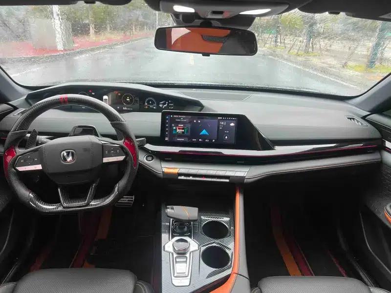Changan UNI-V 2022 1.5T Premium Edition — миниатюра 7
