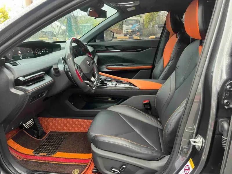 Changan UNI-V 2022 1.5T Premium Edition — миниатюра 8