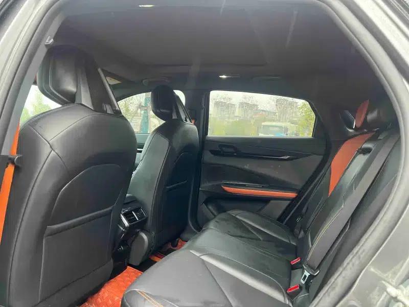 Changan UNI-V 2022 1.5T Premium Edition — миниатюра 9