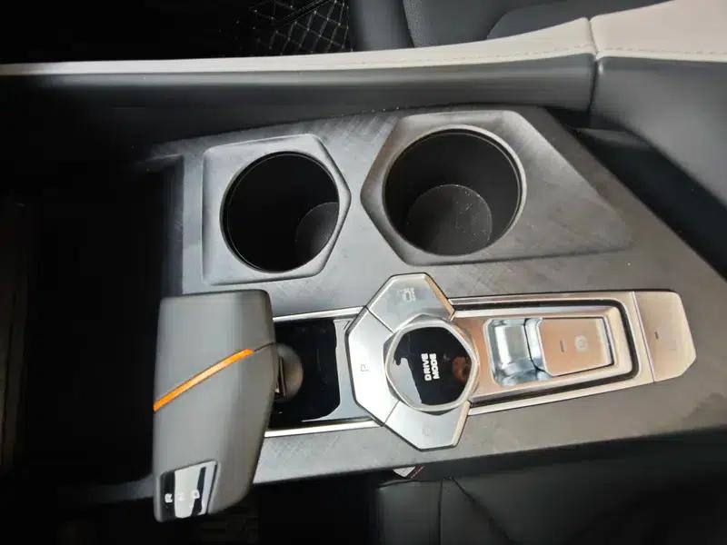 Changan UNI-V 2023 1.5T Premium Edition — миниатюра 15