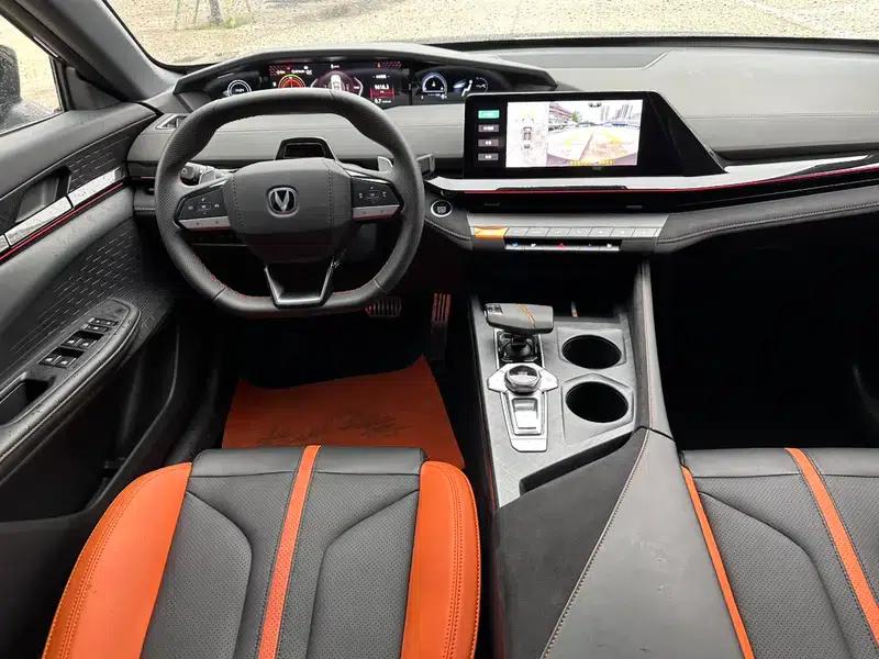 Changan UNI-V 2024 1.5T Premium Sport — миниатюра 11