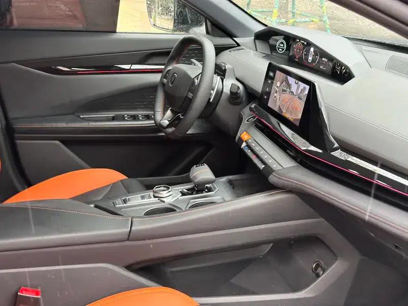 Changan UNI-V 2024 1.5T Premium Sport — миниатюра 15