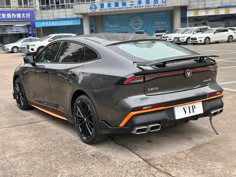 Changan UNI-V 2024 1.5T Premium Sport — миниатюра 4