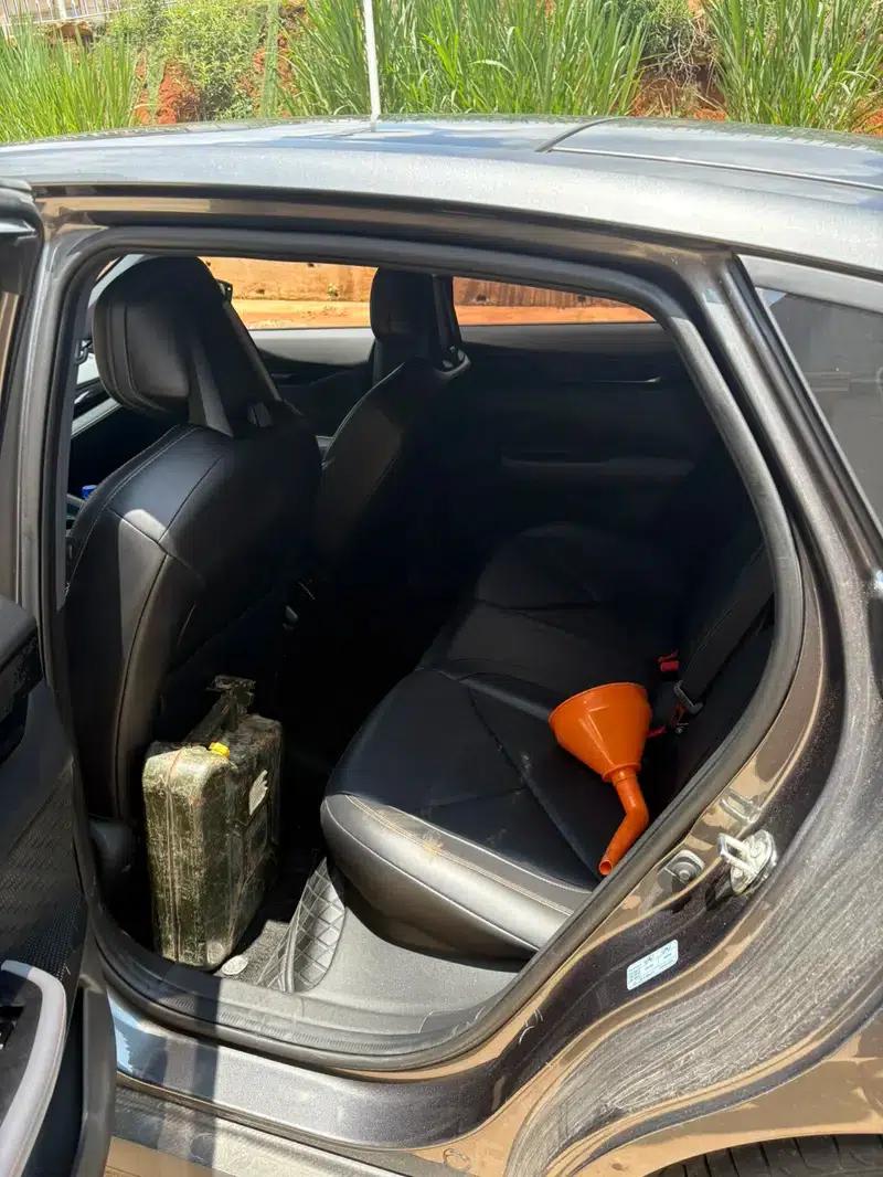 Changan UNI-V 2022 1.5T Smart Navigation Edition — миниатюра 9