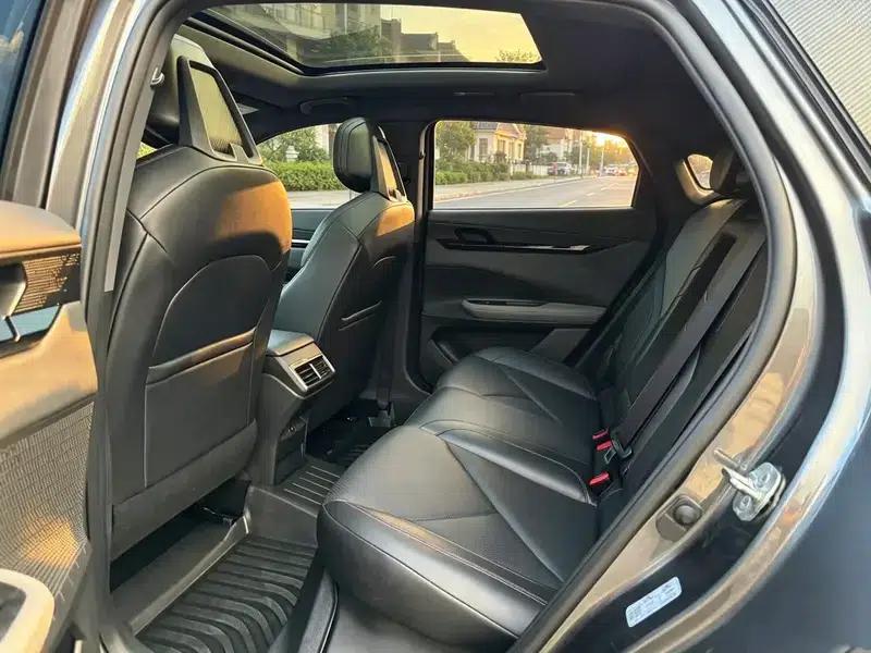 Changan UNI-V 2022 1.5T Premium Edition — миниатюра 10