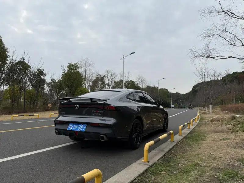 Changan UNI-V 2022 1.5T Premium Edition — миниатюра 7