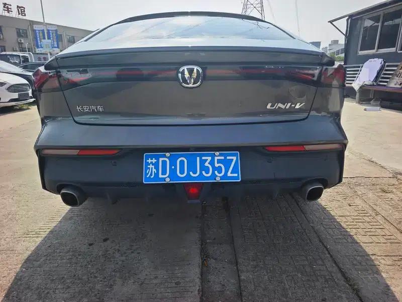 Changan UNI-V 2022 1.5T Smart Navigation Edition — миниатюра 5
