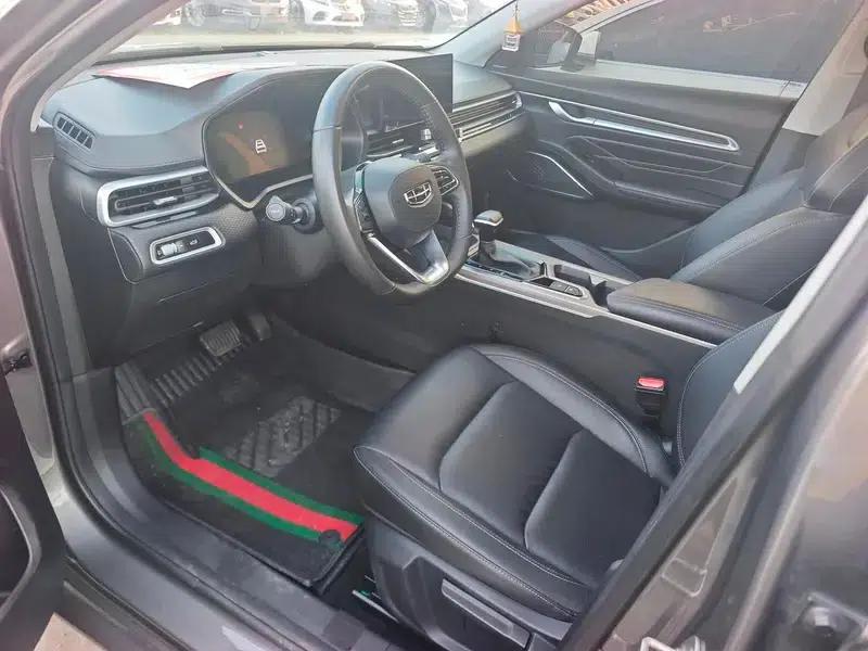 Changan UNI-V 2022 1.5T Smart Navigation Edition — миниатюра 10
