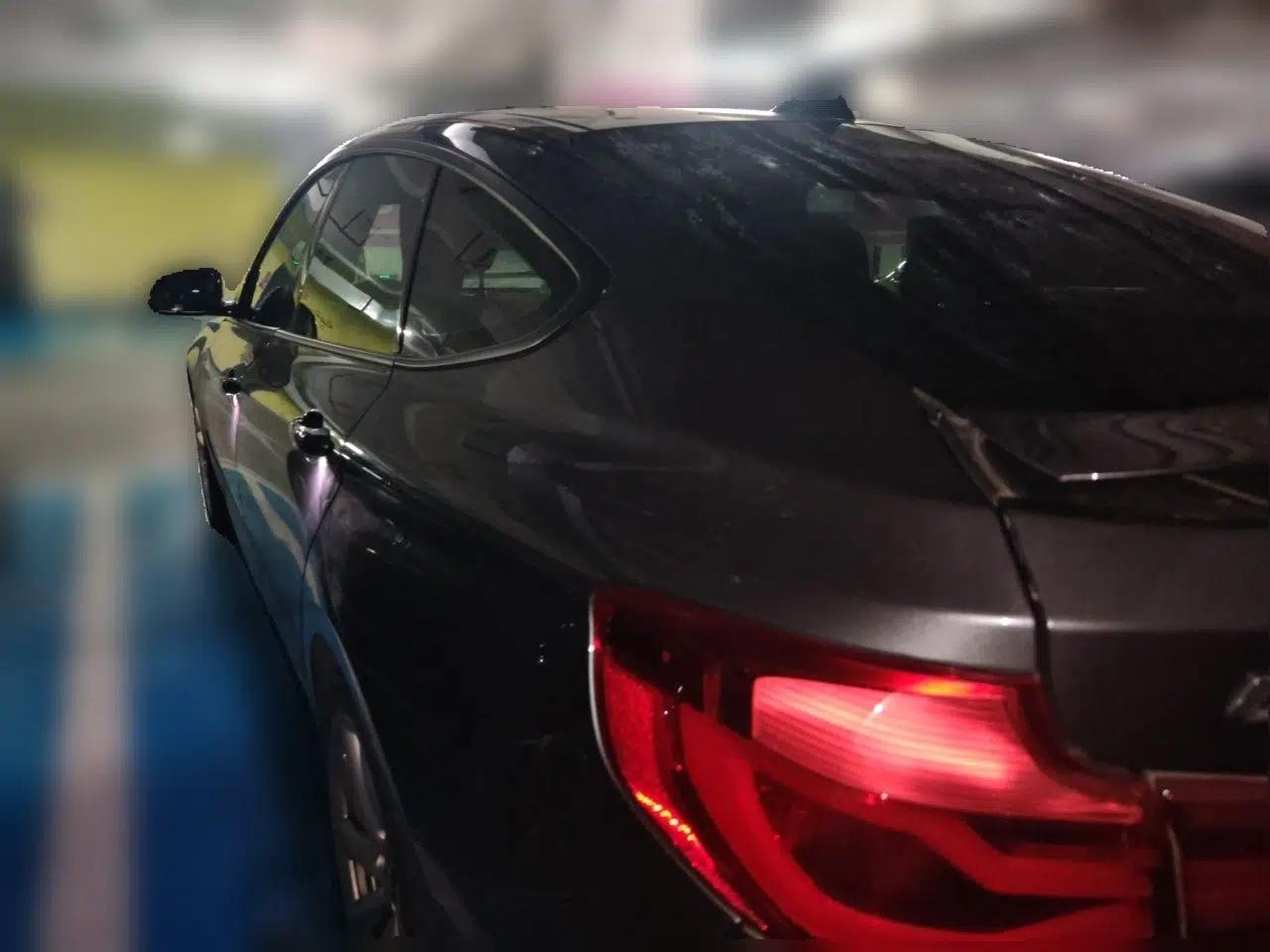 BMW 3 Series GT 2018 320i Sport Edition — миниатюра 4