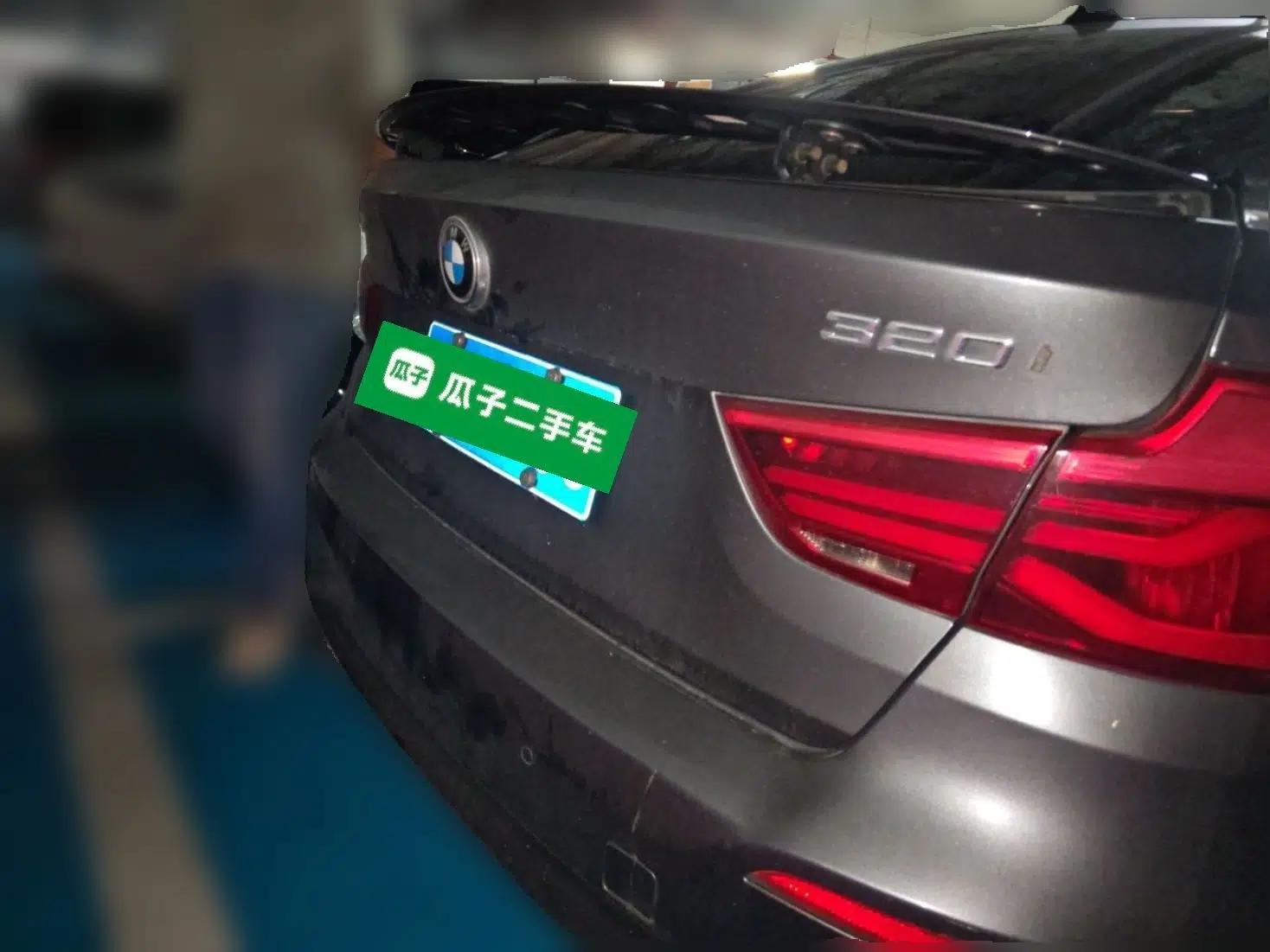 BMW 3 Series GT 2018 320i Sport Edition — миниатюра 5