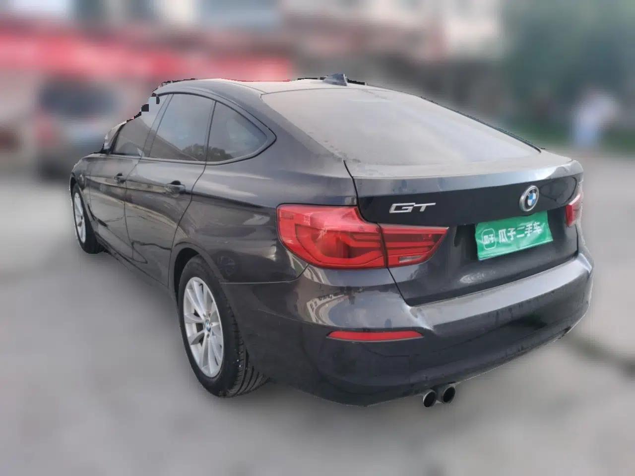 BMW 3 Series GT 2017 320i Sport Edition — миниатюра 4