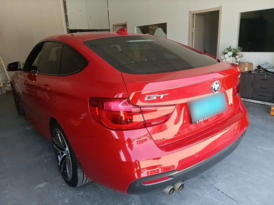 BMW 3 Series GT 2018 320i M Sport Edition — миниатюра 4