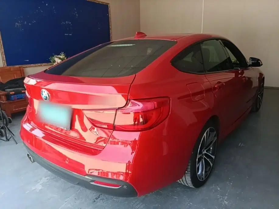 BMW 3 Series GT 2018 320i M Sport Edition — миниатюра 6
