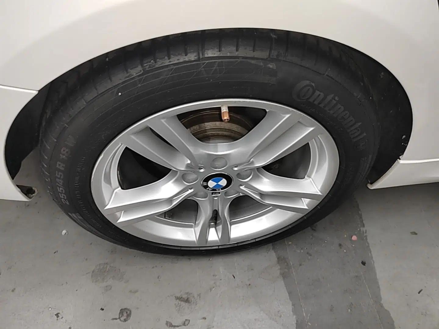 BMW 3 Series GT 2018 320i M Sport Edition — миниатюра 11